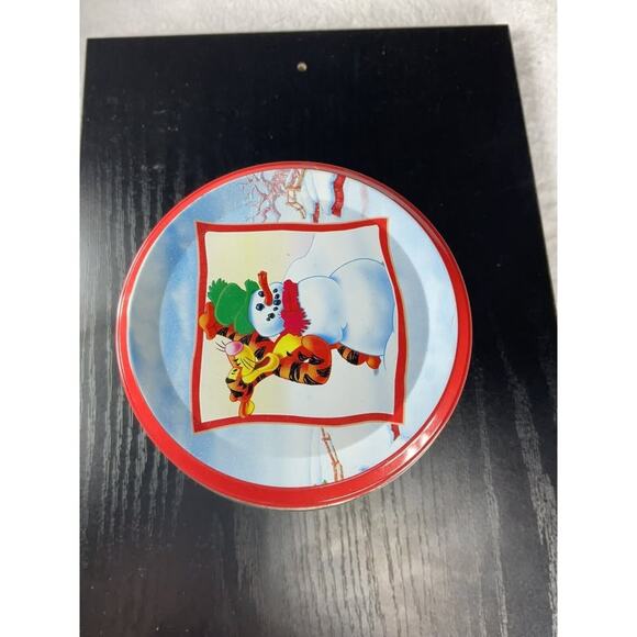 Disney Winnie the Pooh & Friends Collectors Series 2/12 Tin Winter in the Wood - Picture 9 of 10